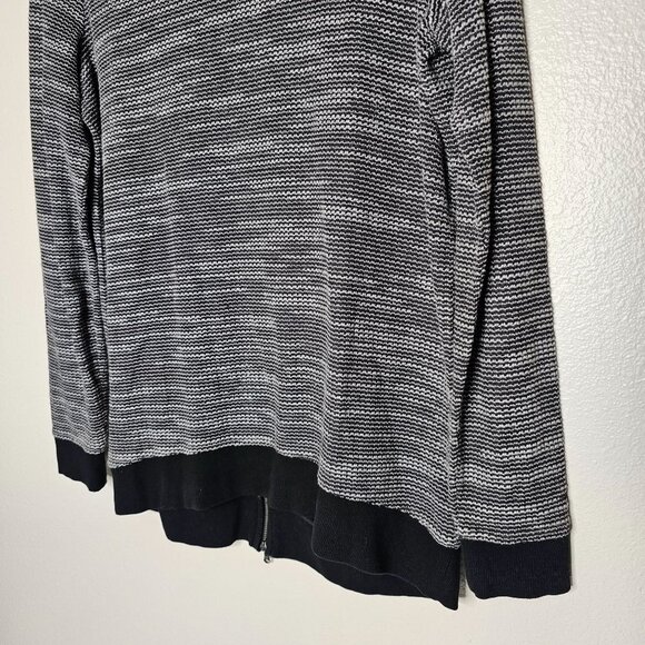 Lou & Grey Size Small Grey Heathered Crew Neck Sweater Zipper Back Pull Over - Picture 3 of 8